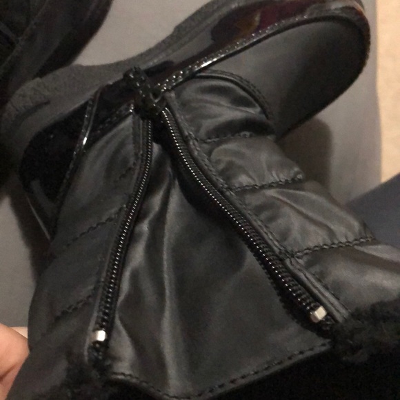 Toddler girl winter boot bundle. - Picture 7 of 12